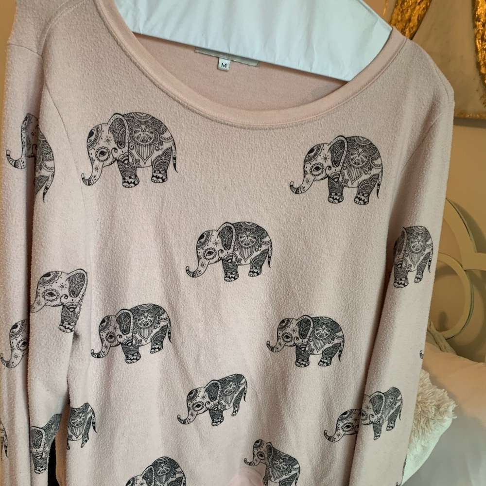 Wildfox Light Pink Roaming Elephants Sweatshirt - Picture 2 of 5